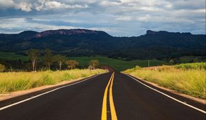 Preview wallpaper road, sky, marking