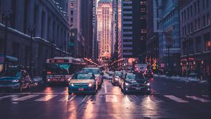 Preview wallpaper road, skyscrapers, cars, marking, metropolis, chicago, usa