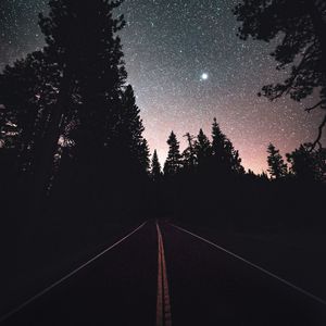 Preview wallpaper road, starry sky, night, trees, marking