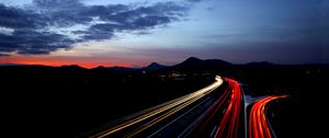 Preview wallpaper road, traffic, light, night