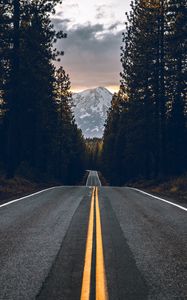 Preview wallpaper road, trees, mountain, peak, nature