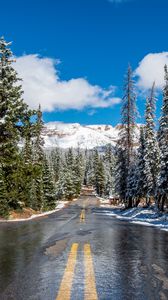 Preview wallpaper road, trees, mountains, snow, landscape, nature