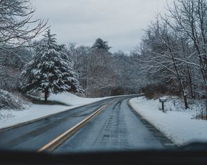 Preview wallpaper road, turn, asphalt, snow, winter