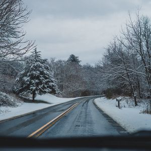 Preview wallpaper road, turn, asphalt, snow, winter