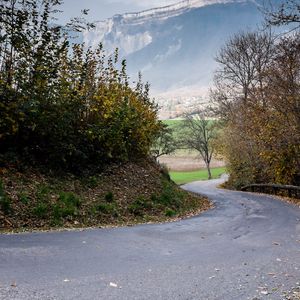 Preview wallpaper road, turn, mountains, trees, nature, landscape