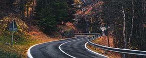 Preview wallpaper road, winding, rocks, marking, fog