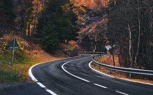 Preview wallpaper road, winding, rocks, marking, fog