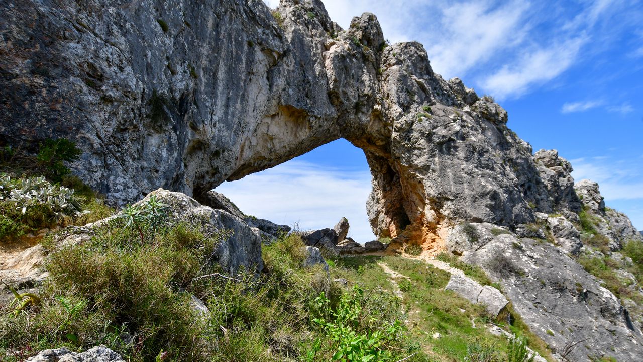 Wallpaper rock, arch, grass, stones, nature