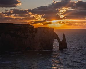 Preview wallpaper rock, arch, sea, waves, sunset, landscape