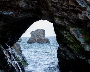 Preview wallpaper rock, arch, shore, sea