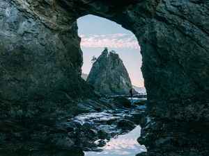 Preview wallpaper rock, arch, water, silhouette, nature
