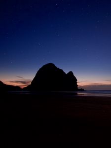 Preview wallpaper rock, beach, night, sea, dark