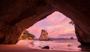 Preview wallpaper rock, cave, beach, shore