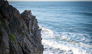 Preview wallpaper rock, cliff, coast, sea, waves