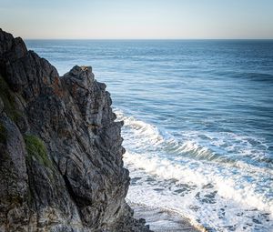 Preview wallpaper rock, cliff, coast, sea, waves
