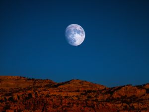 Preview wallpaper rock, cliff, moon, canyon, landscape