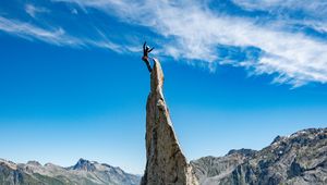 Preview wallpaper rock climber, rock, peak, extreme
