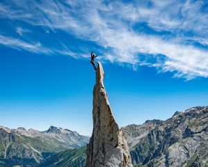 Preview wallpaper rock climber, rock, peak, extreme