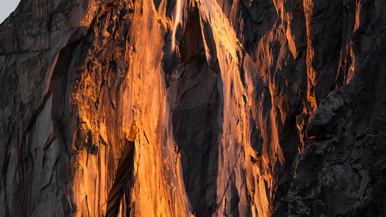 Wallpaper rock, light, shadows, nature