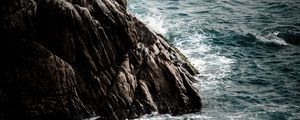 Preview wallpaper rock, sea, splashes, foam