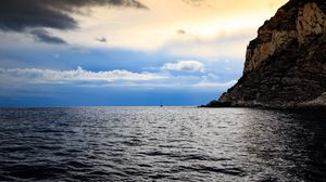Preview wallpaper rock, sea, waves, sky, horizon