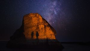 Preview wallpaper rock, shadows, starry sky, milky way, shark fin cove, davenport, united states