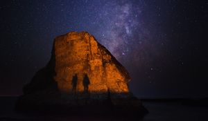 Preview wallpaper rock, shadows, starry sky, milky way, shark fin cove, davenport, united states