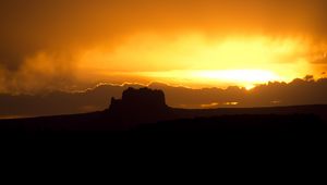 Preview wallpaper rock, silhouette, sunset, dark