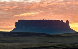 Preview wallpaper rock, silhouette, valley, sunrise