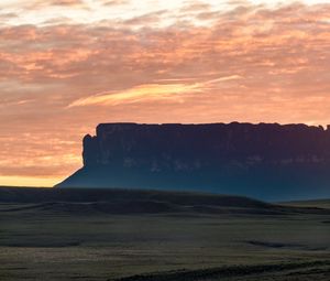 Preview wallpaper rock, silhouette, valley, sunrise