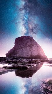 Preview wallpaper rock, starry sky, milky way, davenport, united states