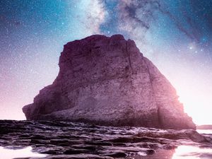 Preview wallpaper rock, starry sky, milky way, davenport, united states