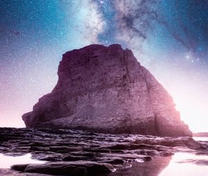 Preview wallpaper rock, starry sky, milky way, davenport, united states