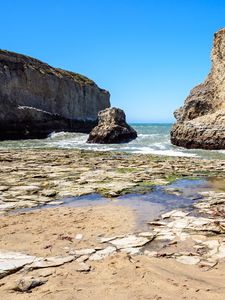 Preview wallpaper rock, stone, reefs, sea, landscape