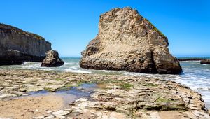 Preview wallpaper rock, stone, reefs, sea, landscape