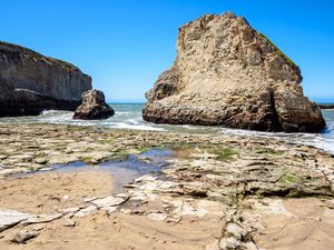 Preview wallpaper rock, stone, reefs, sea, landscape