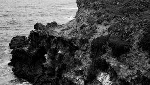 Preview wallpaper rock, surf, waves, bw