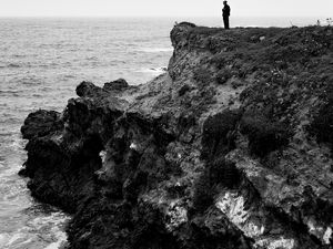 Preview wallpaper rock, surf, waves, bw