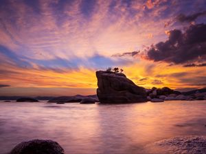 Preview wallpaper rock, trees, sea, evening, landscape