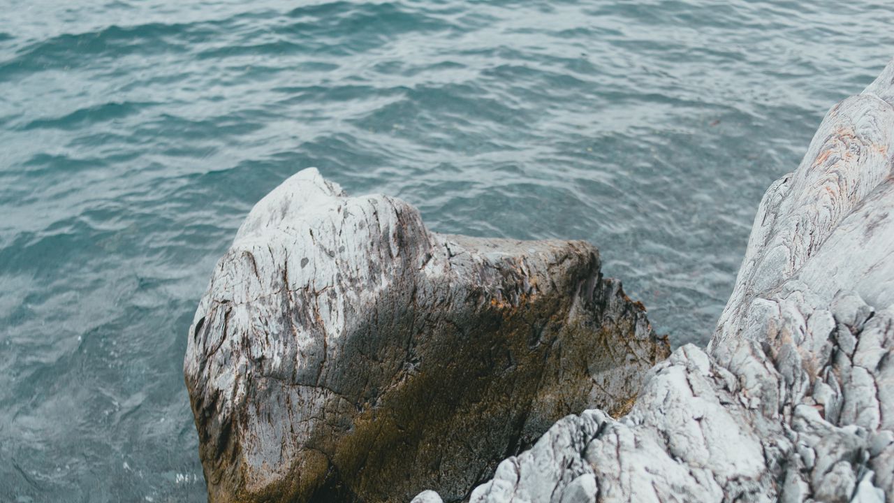 Wallpaper rock, water, waves, coast, sea