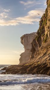 Preview wallpaper rock, waves, birds, cliff