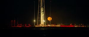 Preview wallpaper rocket, construction, night, moon