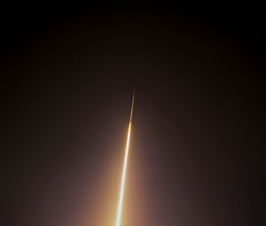 Preview wallpaper rocket, glow, light, sky