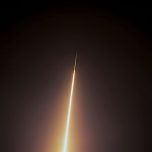 Preview wallpaper rocket, glow, light, sky