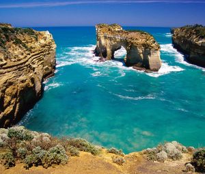 Preview wallpaper rocks, arches, coast, australia, blue water