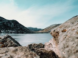 Preview wallpaper rocks, blocks, lake, horizon