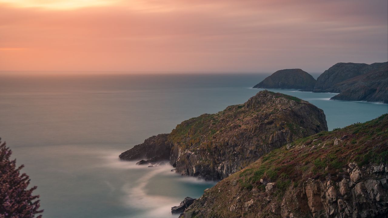 Wallpaper rocks, coast, sea, grass, horizon