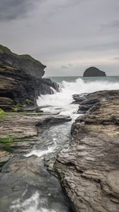 Preview wallpaper rocks, moss, sea, water, nature