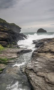 Preview wallpaper rocks, moss, sea, water, nature
