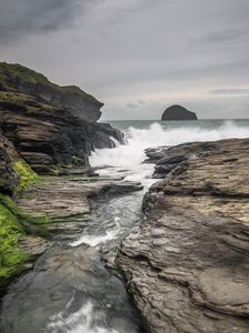 Preview wallpaper rocks, moss, sea, water, nature